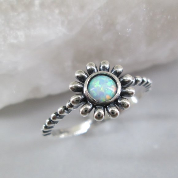 OPAL Flower Ring>925 Flower ring,Opal ring,925 Sterling Silver Rings,Opal - Picture 4 of 5